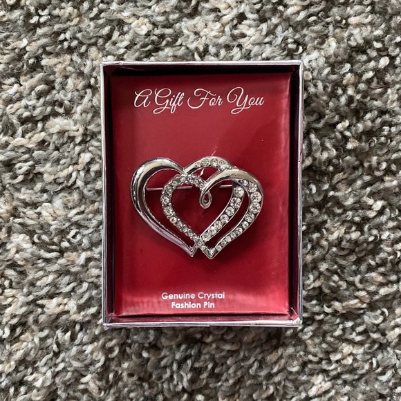 Heart Pin - Picture 2 of 2